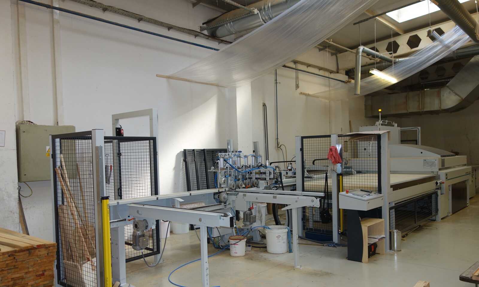 Kompaktowa prasa WEINIG ProfiPress L II